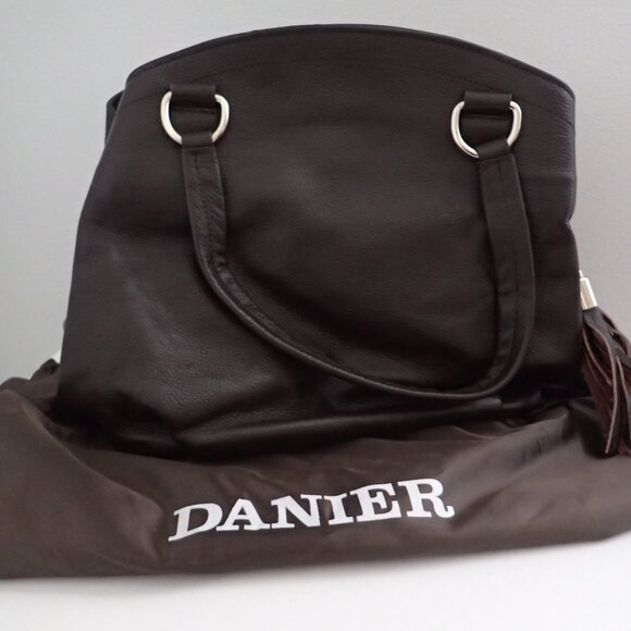 Danier Genuine Leather Handbag-with Shoulder Strap incl. - Picture 9 of 11